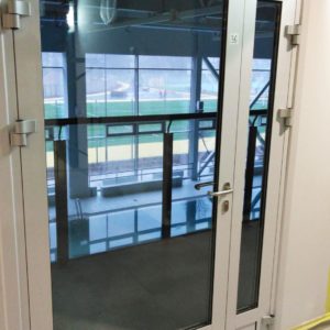 Алюминиевая противопожарная дверь EIWS-60